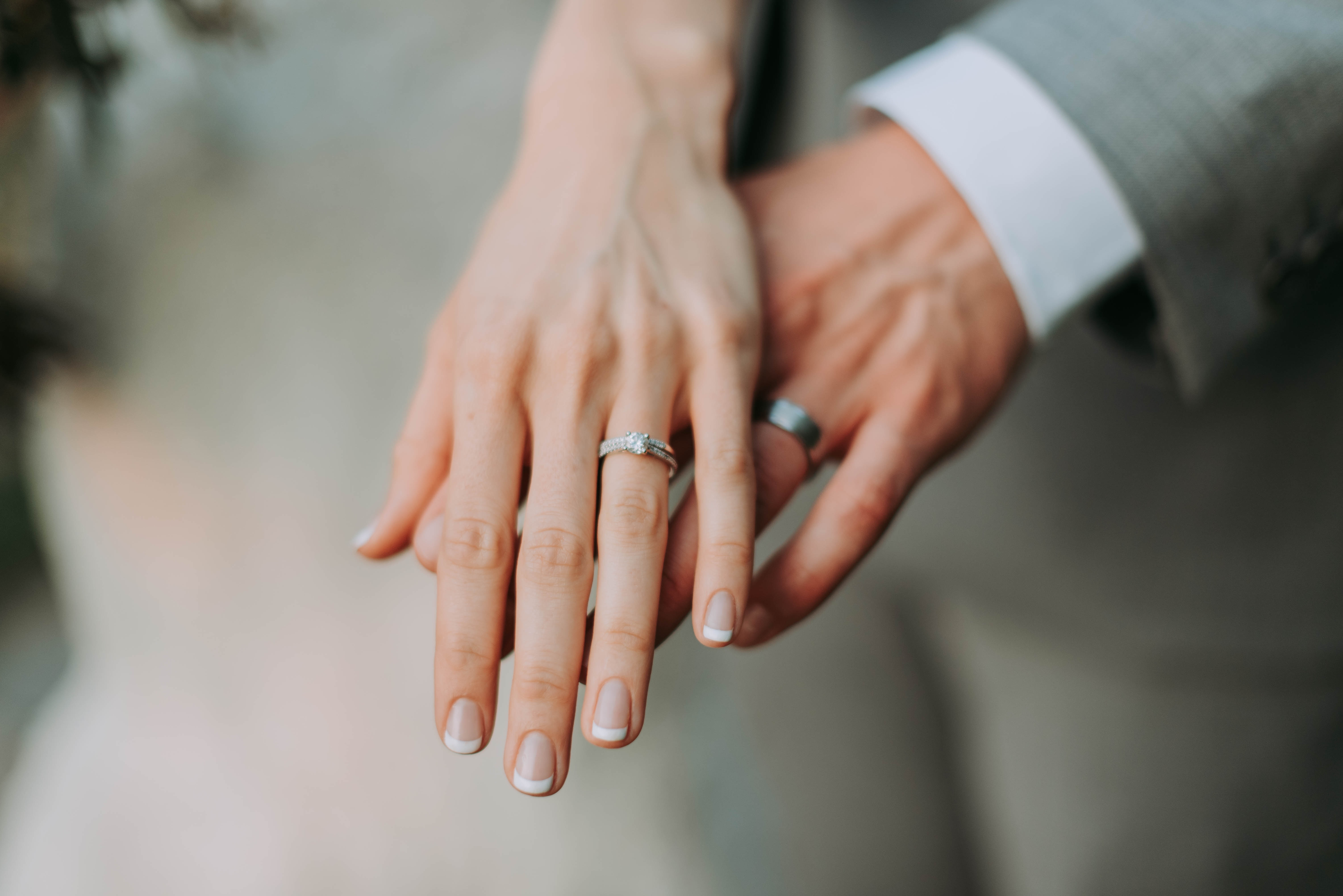 engagement ring conditional gift