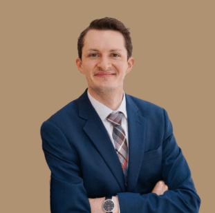 male associate, Andrew Ramstad