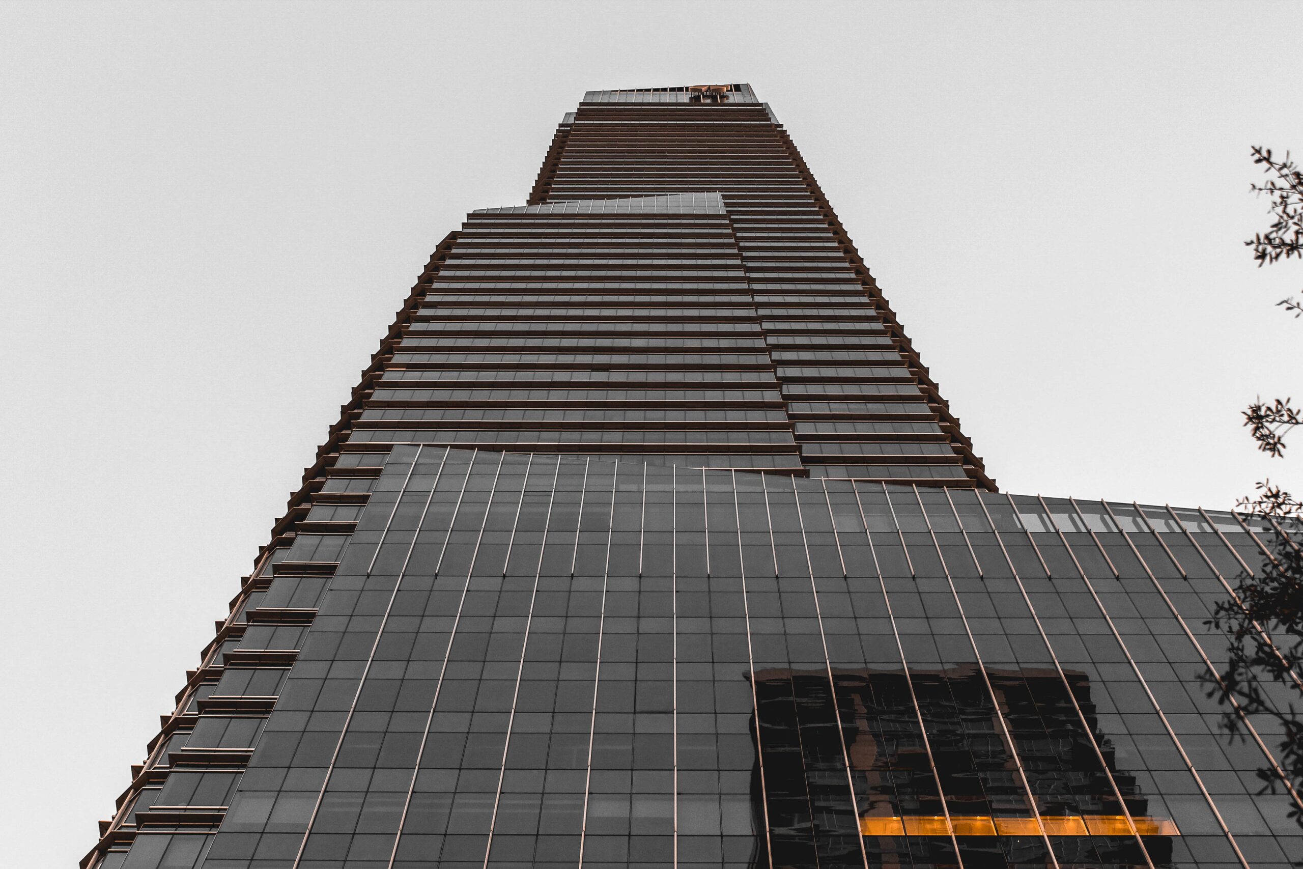 pedro-marroquin-eXyQmorS9QA-unsplash view of a building