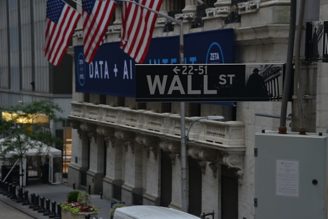Wall Street, Manhattan, NY street sign